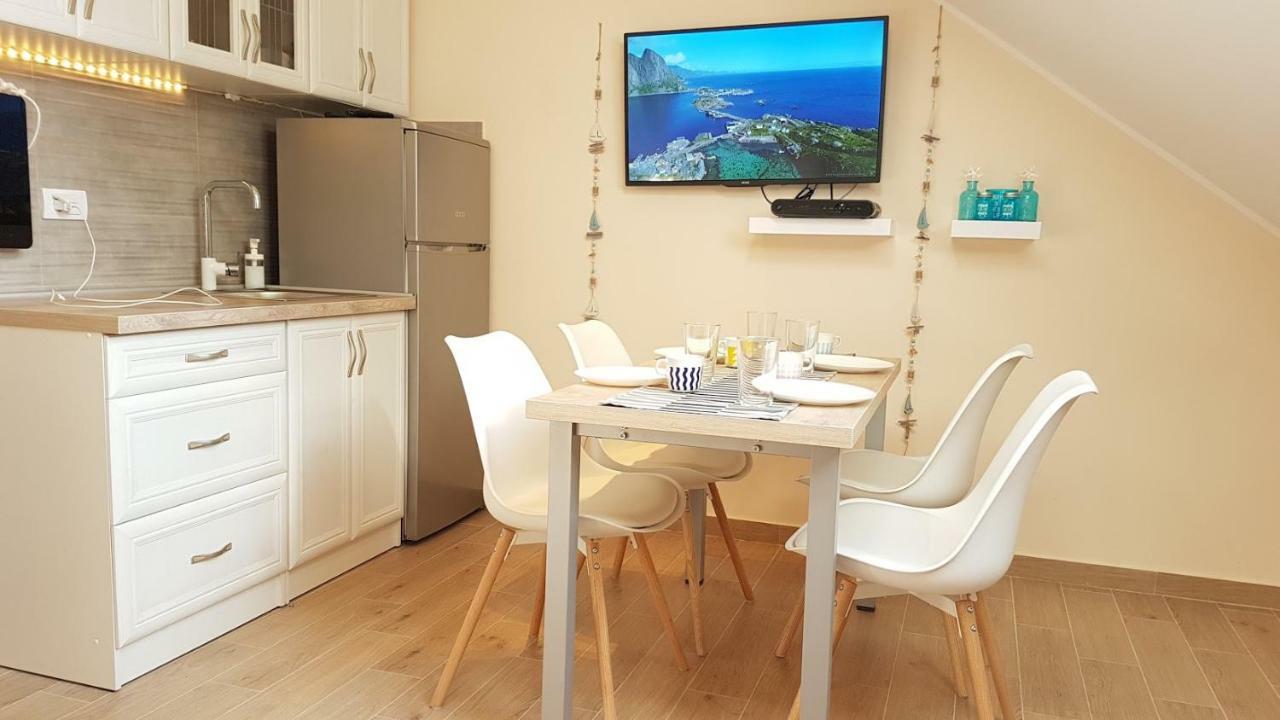 Monika Apartment Тиват Экстерьер фото