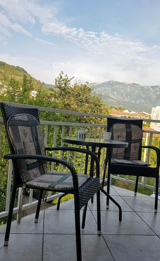 Monika Apartment Тиват Экстерьер фото