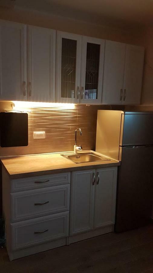 Monika Apartment Тиват Экстерьер фото